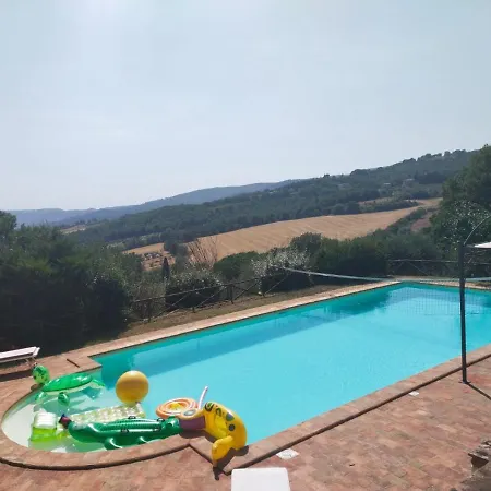 Проживание в семье La Torre Country *